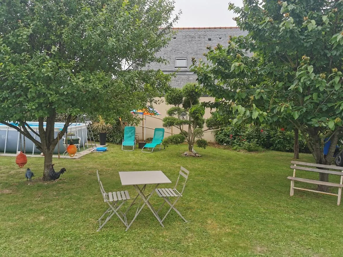 CHAMBRE D'HOTES Côté RANCE La Ville-ès-Nonais Couette-café